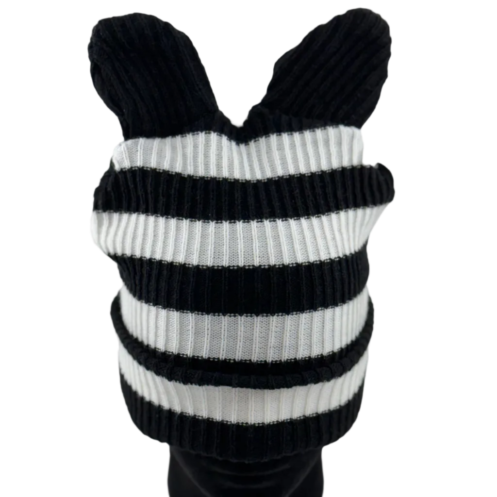 BLACK/WHITE - BEAR EAR BEANIE - STRIPED